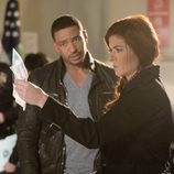 Billy Soto y Laura Diamond en 'The Mysteries of Laura'