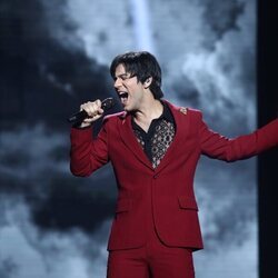 Agoney imita a Dimash Kudaibergen en la final de 'Tu cara me suena 9'